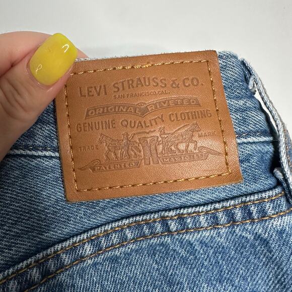 Levi's Women's Medium Wash Middy Straight Single "R" Jeans *ALTERED* Size 31‎ - Picture 7 of 10